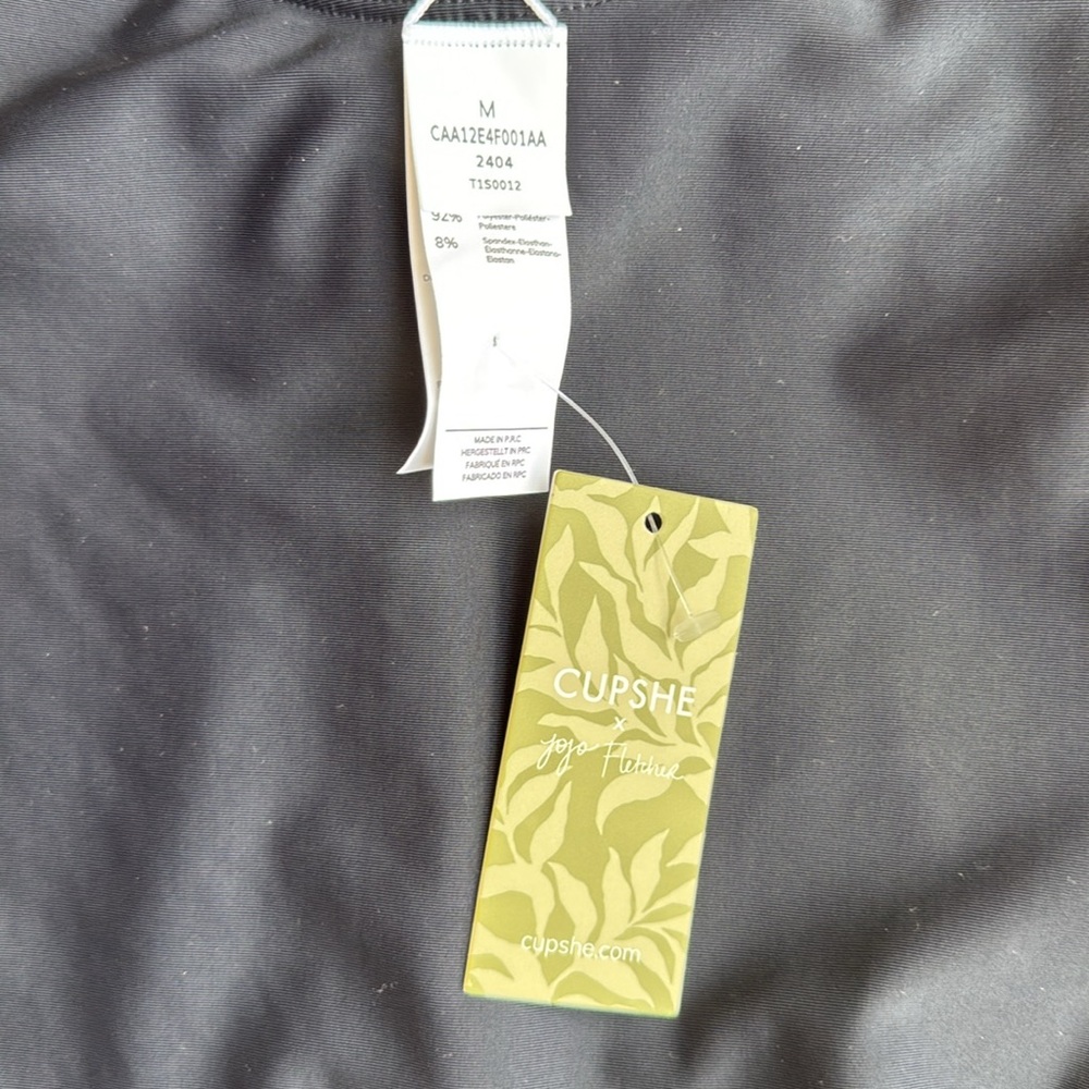 NWT! Cupshe Black Halter Swimsuit with Gold Shell Detail - Picture 3 of 5